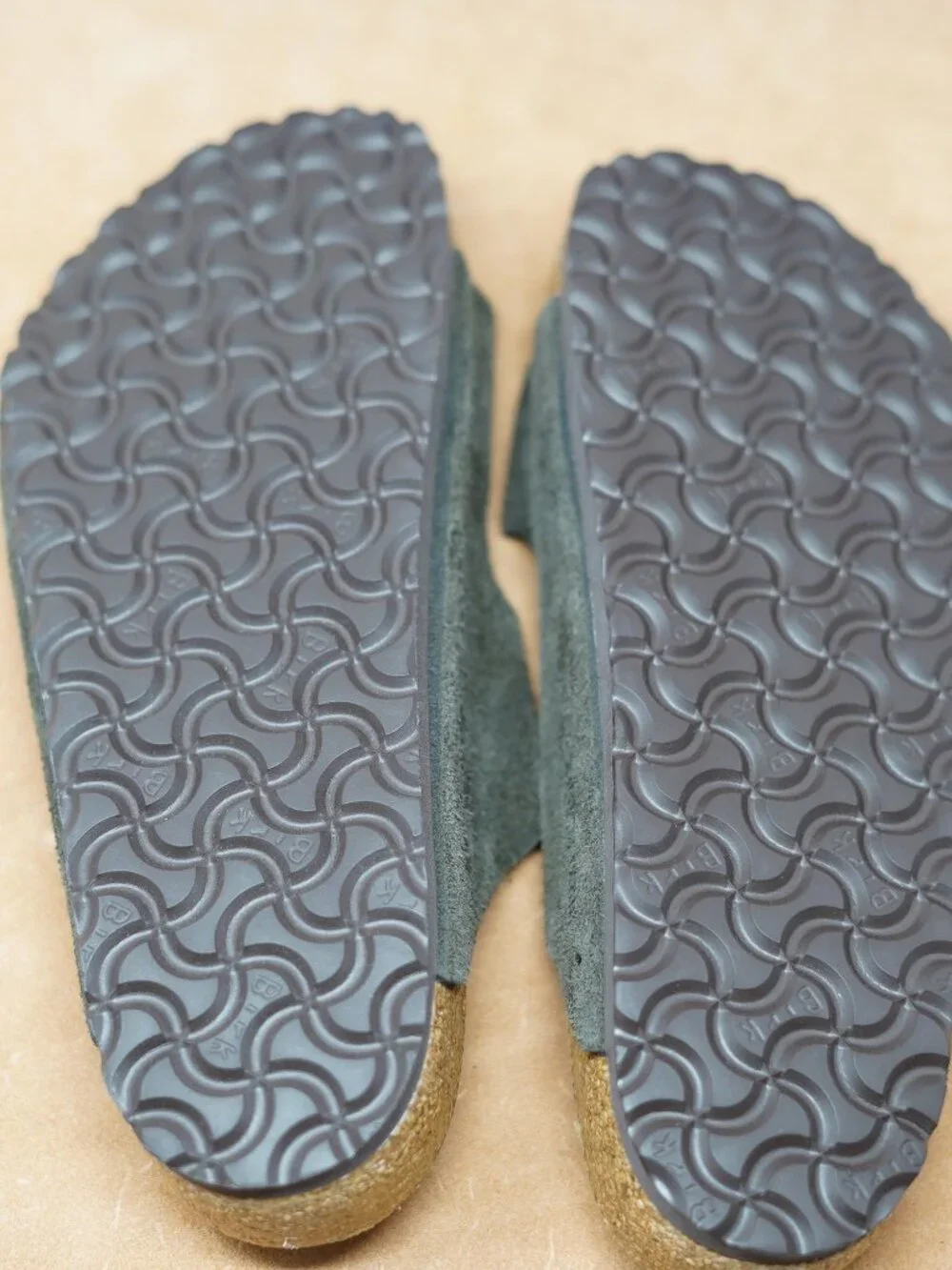 Birkenstock Arizona 41 Suede Leather Charcoal NEW Regular Wide Fit Cork Footbed